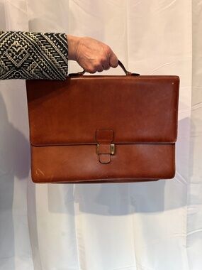 Bottega Veneta Briefcase Leather Cognac Brown, Key & Dust Bag Vintage Luxury